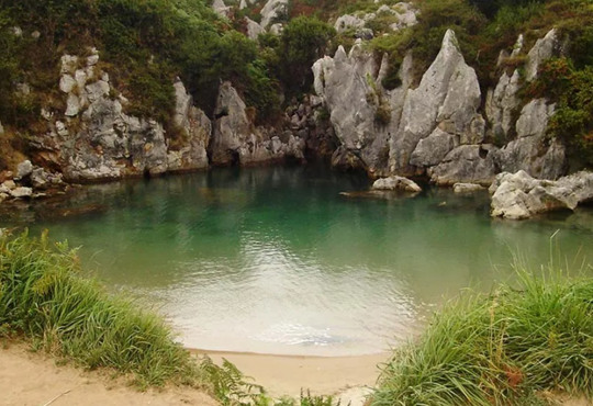 Найкращі пляжі Іспанії на 2024 рік за версією National Geographic