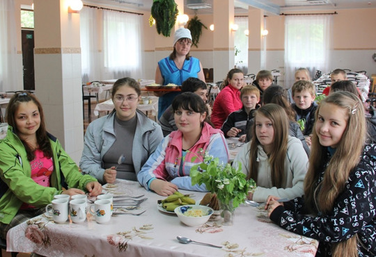 Відпочити та оздоровитися у Карпатах запрошують дітей Херсону. Як долучитись до ініціативи