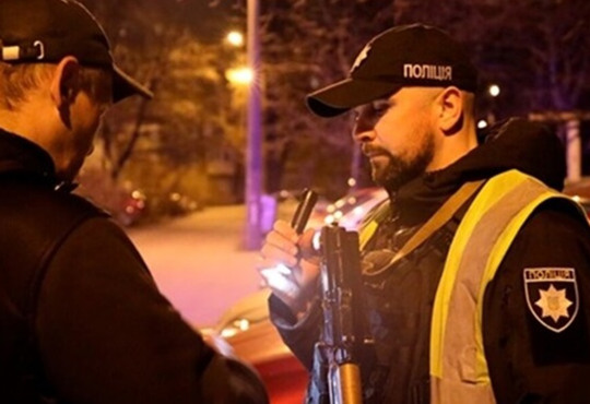 На Миколаївщині й Херсонщині змінили час комендантської. Скільки вона триватиме?