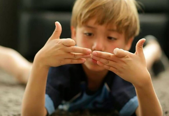 Люди з розладом аутичного спектра: просто приймайте нас такими, як і ми є