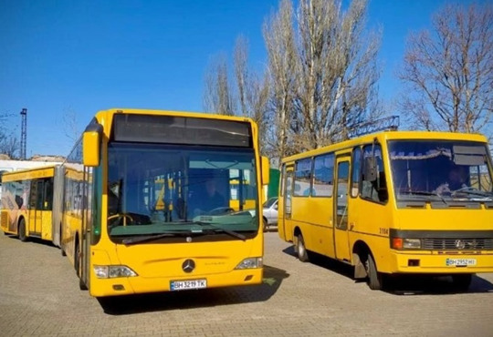Мер Одеси закликав до змін в законодавстві з використання гуманітарних автобусів. Що з ними не так?