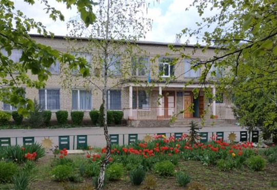 Для школярів обладнали 9 укриттів. Як Роздільнянська громада долає виклики в освіті?