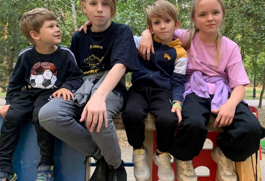 Запоріжжя-Баварія-Київ-Чернівці. Вимушені пригоди багатодітної родини під час війни