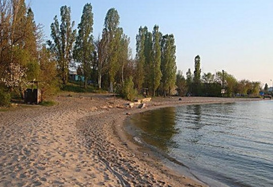 У Миколаєві нагадали, що на пляжах купатися заборонено. Міськрада не переглядала це з 2022 року