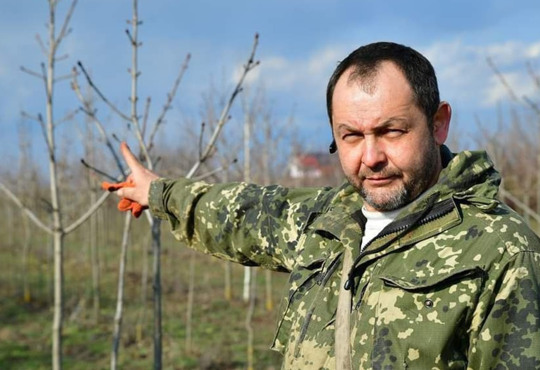 Малював та створив унікальний розплідник рослин: історія архітектора з Одеси, який загинув на війні