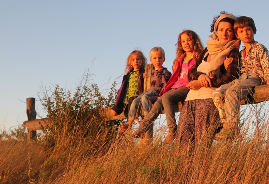 Мандри та альтернативна освіта: як надихає й вчить дітей журналістка з Запоріжжя