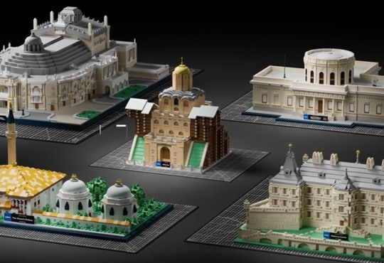 LEGO-моделі пам'яток Одещини та Миколаївщини можна отримати за донат: гроші підуть на ремонт школи