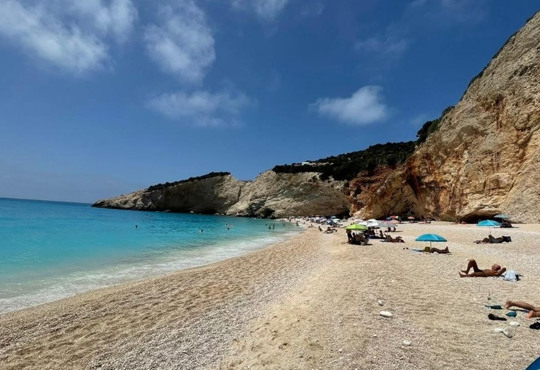 Сімейний відпочинок у Греції: як організувати ідеальну відпустку на морі