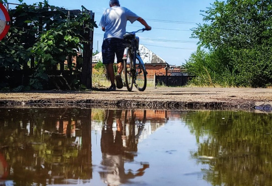 Як виживають місцеві в Оріхові без водопостачання в плюс 45