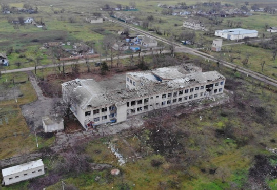 1300 відбудованих будинків за рік. Як відновлюється громада на Миколаївщині за 30 км від Херсона