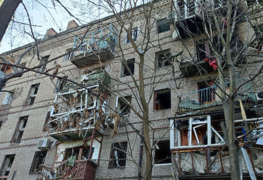 Зруйновані лікарня, громадський простір, багатоповерхівки. По Запоріжжю росіяни вперше гатили КАБами