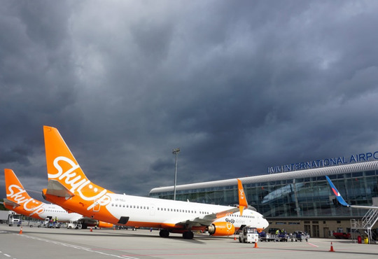 Весна, можливо, літо — Львівський аеропорт невдовзі може відновити роботу