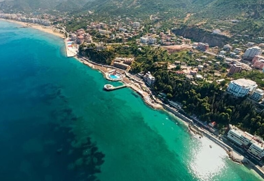 Від Києва до Вльори — незвідана Албанія очима українки