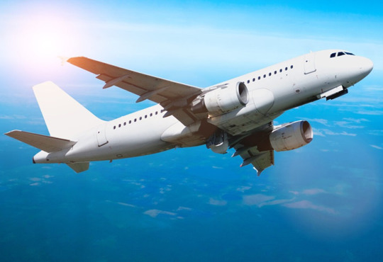 Польща обмежила польоти біля кордону з Україною до грудня 2025 року