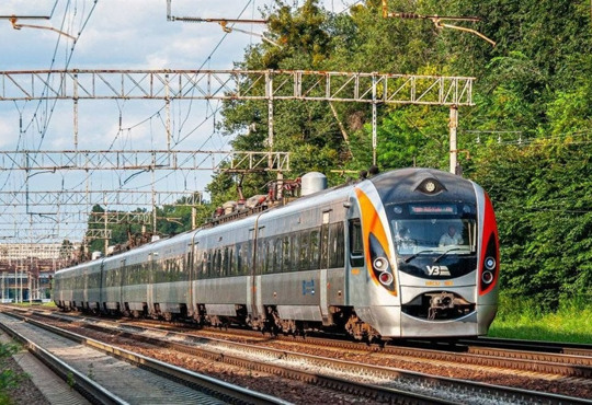 «Укрзалізниця» запроваджує динамічні ціни на квитки. Що зміниться з 25 квітня для подорожуючих