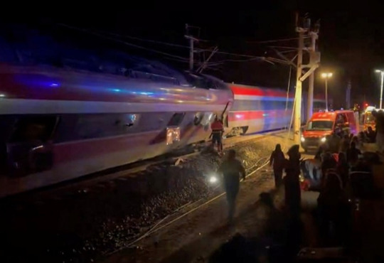 В Іспанії зіткнулися два поїзди. Загинуло 39 людей — що відомо