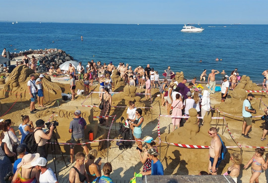 Космос з піску: як минув одеський фестиваль піщаних скульптур