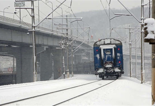 В Україні через негоду затримуються 66 поїздів. Що відомо