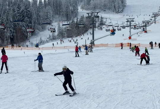 Гірськолижний курорт Плай — чесний огляд українців місця, яке називають "маленьким Буковелем"