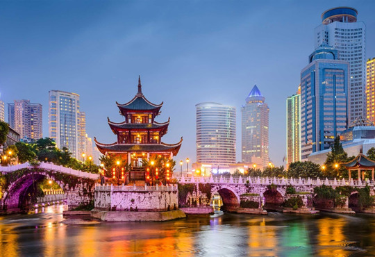 Відпочинок у Китаї. Скільки коштує пожити там 9 днів — українка розповіла про реальні витрати