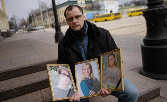 Моя родина загинула під мостом в Ірпені. Трагедія донетчанина Cергія Перебийноса на шпальтах NYTimes