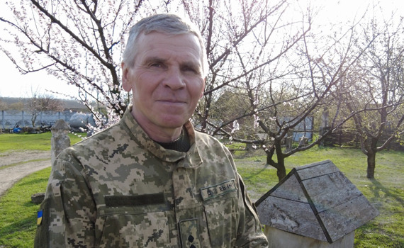 Андрій Батицький колекціонує каміння. Після війни запустить туристичні маршрути степами Донеччини