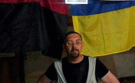 Бизнесмен из Горловки прожил 5 лет в оккупации из-за болезни. А потом сжег публично флаг «ДНР»