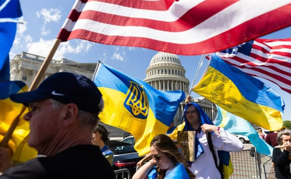 Українські біженці в США залишились без продуктової допомоги. Що відбувається