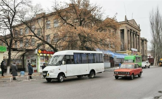 У Слов'янську скасовують автобуси до Семенівки та Східного. Чому так і що відбувається?