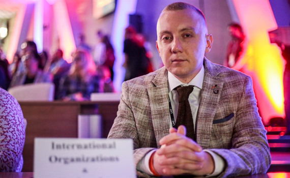Правда зробить вас вільними. Лекція свободи від журналіста Станіслава Асєєва