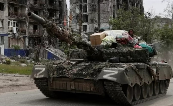Увидела свой бойлер на российском танке. О том, что ее ограбили, попаснянка узнала из соцсетей