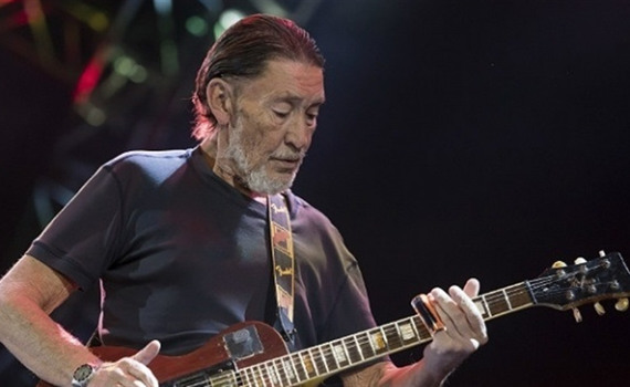 Помер Кріс Ріа, автор легендарного хіта про Різдво