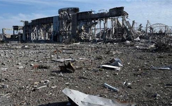 На сайті президента з'явилася петиція про дату вшанування оборонців Луганського аеропорту. Що відомо