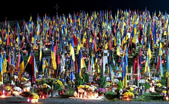 Понад 55 тисяч загиблих. Володимир Зеленський назвав актуальні втрати України у війні