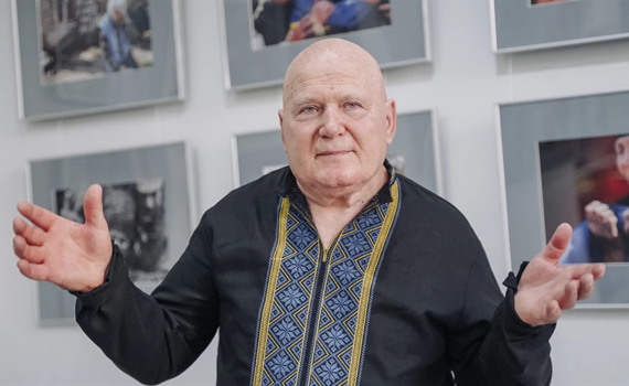 У Полтаві відкрили фотовиставку “Портрети війни” зі світлинами з Бучі, Ірпеня та Гостомеля