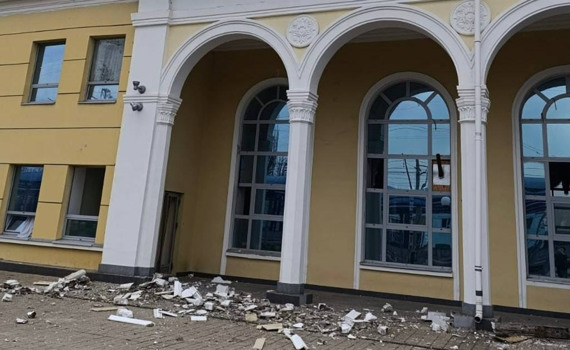 Армія РФ вдарила по залізниці у Слов’янську. Є четверо поранених — деталі (оновлено)