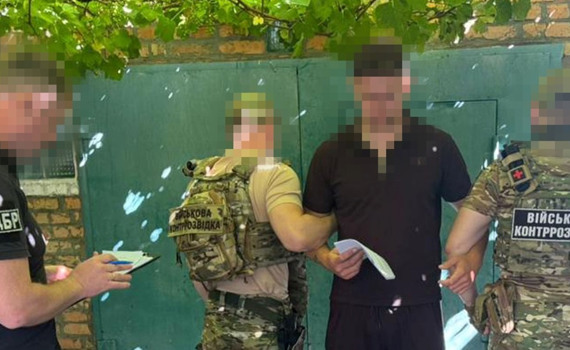 Нацгвардійця підозрюють у катуванні українських полонених у колонії. Суд узяв його під варту