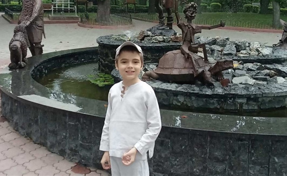 Помоги своим. Максиму из Мариуполя срочно нужна трансплантация печени