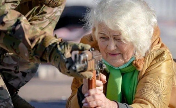 Valentyna impressed the entire world on field training in Mariupol. We found out how she is doing