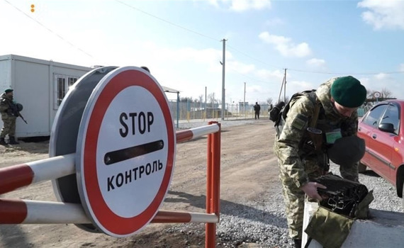 Филиал апокалипсиса: как живут люди, застрявшие в Донецке из-за карантина 