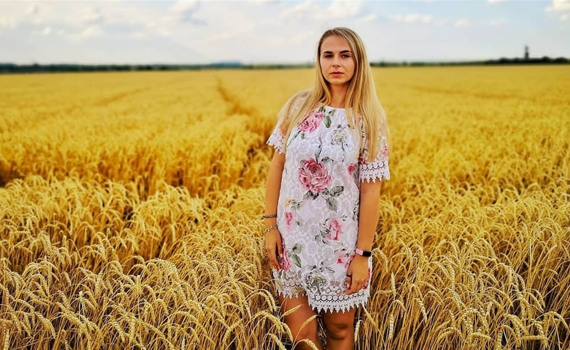 Мобильный фотограф из Мирнограда Юлия Васечкина учит видеть красоту во всем