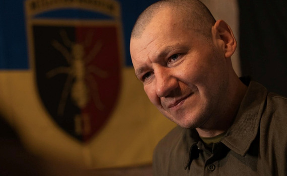 Сергій Криніцький тримав позицію у Часовому Яру 346 днів. Воїн повернувся і отримав Героя України