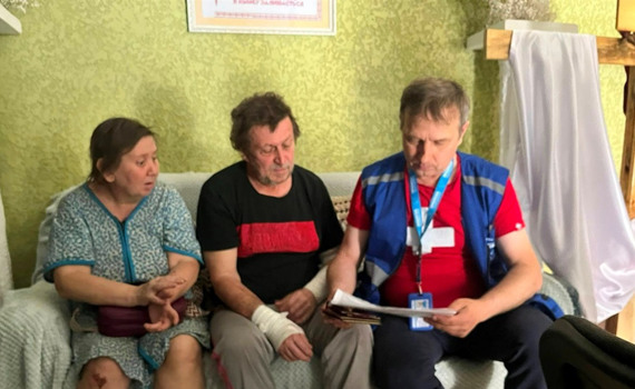 У Костянтинівці росіяни наказали вбити брата і сестру. Вони залишили палаючий дім і вийшли пішки