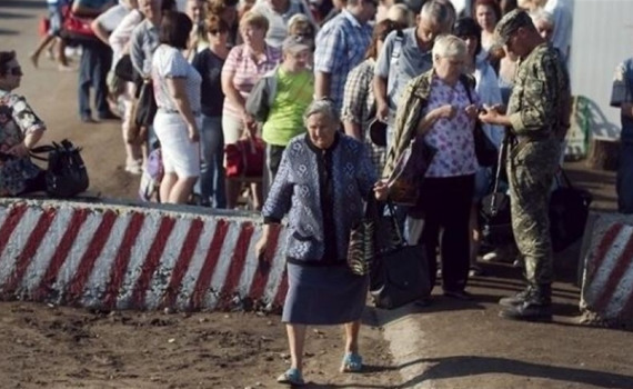 Только не усложняйте. Что хотят изменить в правилах пересечения КПВВ для взрослых, детей и вещей