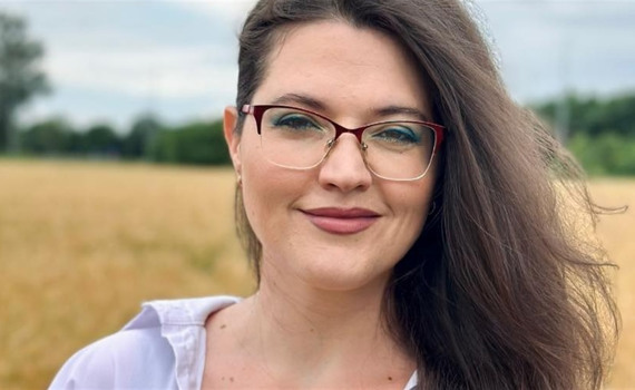 Поезія — моя терапія і сповідь. Світлана Фоменко з Вільного видала дві збірки власних віршів і поем