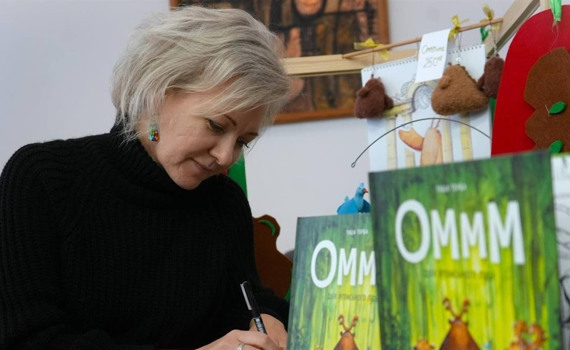 Дорослим теж інколи потрібна казка. В Ірпені презентували книги про Духа лісу та кота Бучика