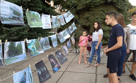 Ради фотоаппарата продал игровую приставку и зарабатывает на хобби. Опыт школьника из Курахово