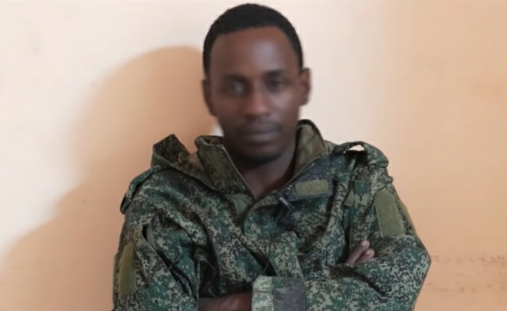 Обіцяли роботу в супермаркеті. Під Лиманом воїни ЗСУ взяли у полон громадянина Уганди