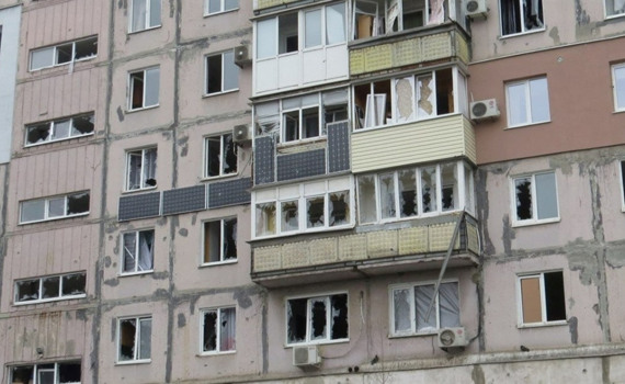 У Маріуполі окупанти роздають крадене житло. Туди заселяють людей, чиї будинки самі ж і зруйнували