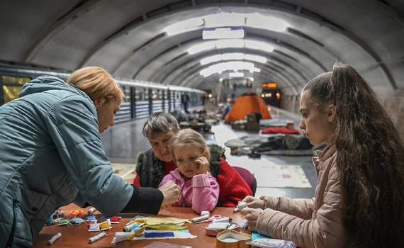 Рускій корабель, харківське метро та евакуація. 10 знакових подій перших днів повномасштабної війни